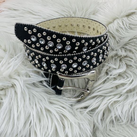 GUESS Patent Leather Studded Rhinestone Western Belt Size XL (45") Black Bling - Picture 1 of 6